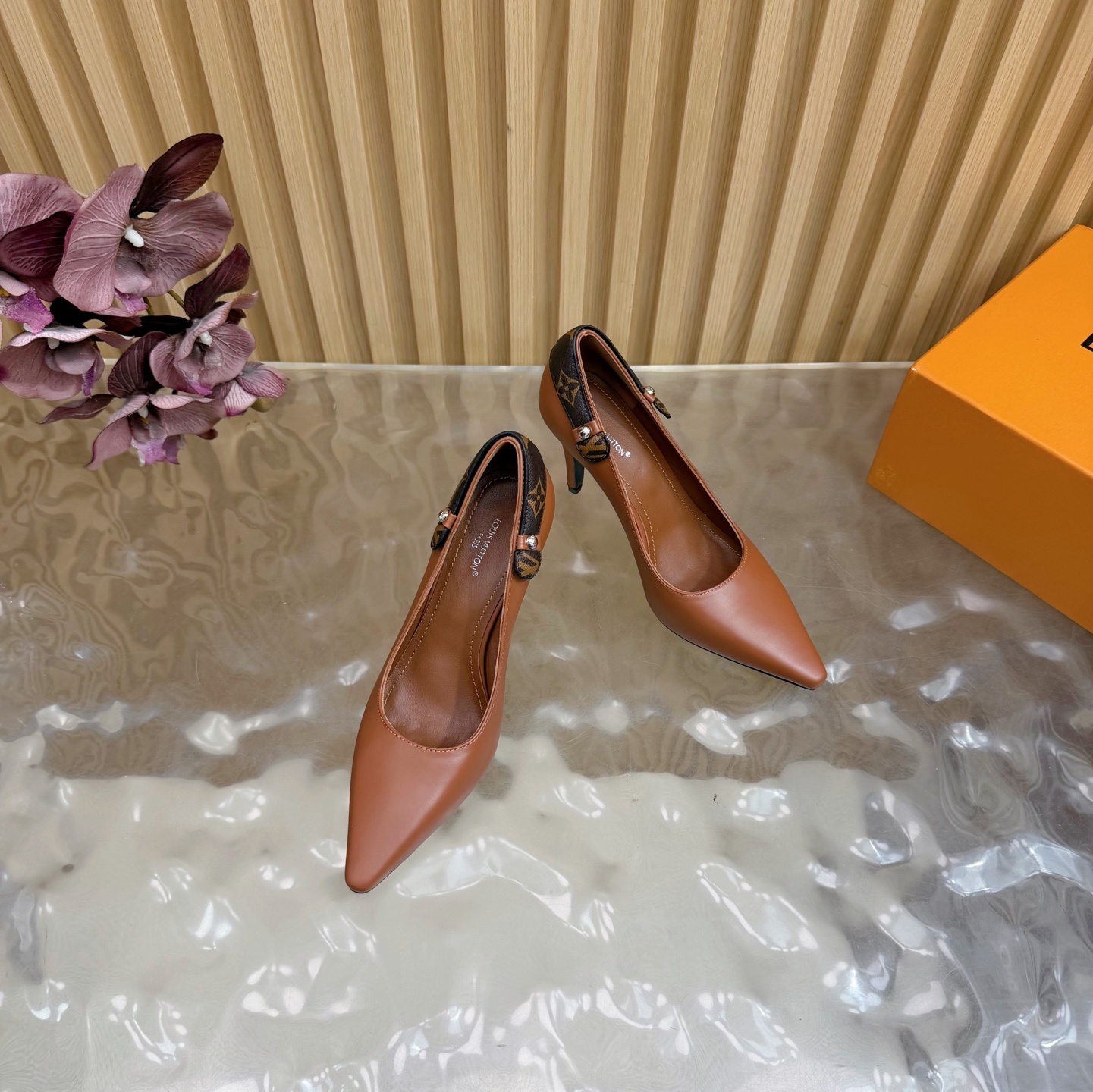 Women's high heels